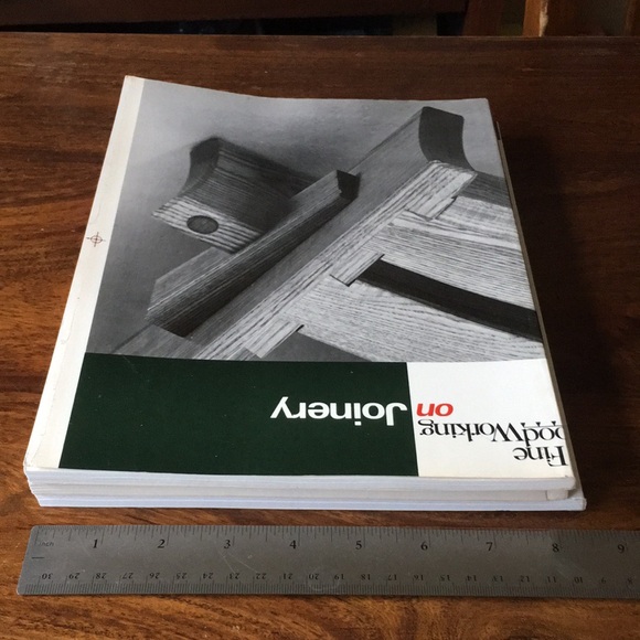 Three books on woodworking and furniture making. - Picture 16 of 16